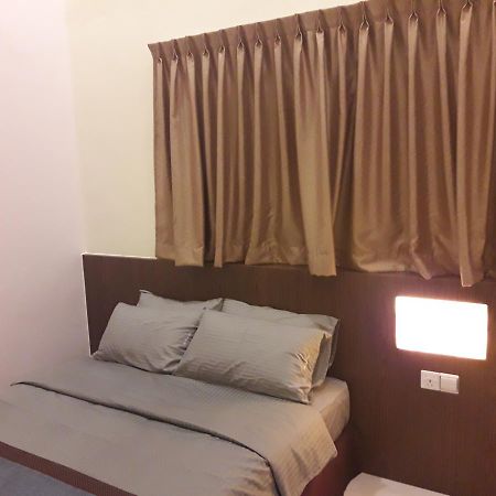 De Benz Inn Malacca Ngoại thất bức ảnh