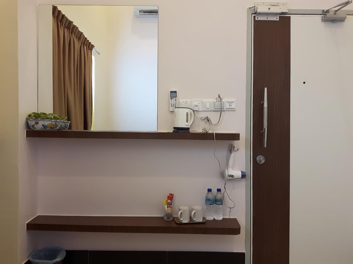 De Benz Inn Malacca Ngoại thất bức ảnh