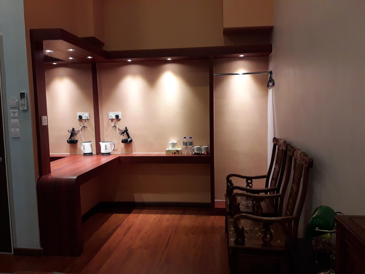 De Benz Inn Malacca Ngoại thất bức ảnh